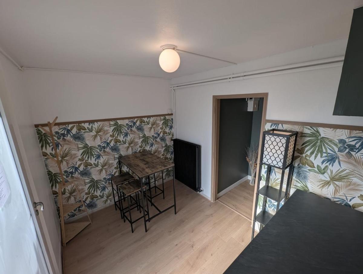Appartement Verdoyant Au Bord Du Lac Leman Entre Evian Et Thonon Dans Une Villa Publier Eksteriør bilde